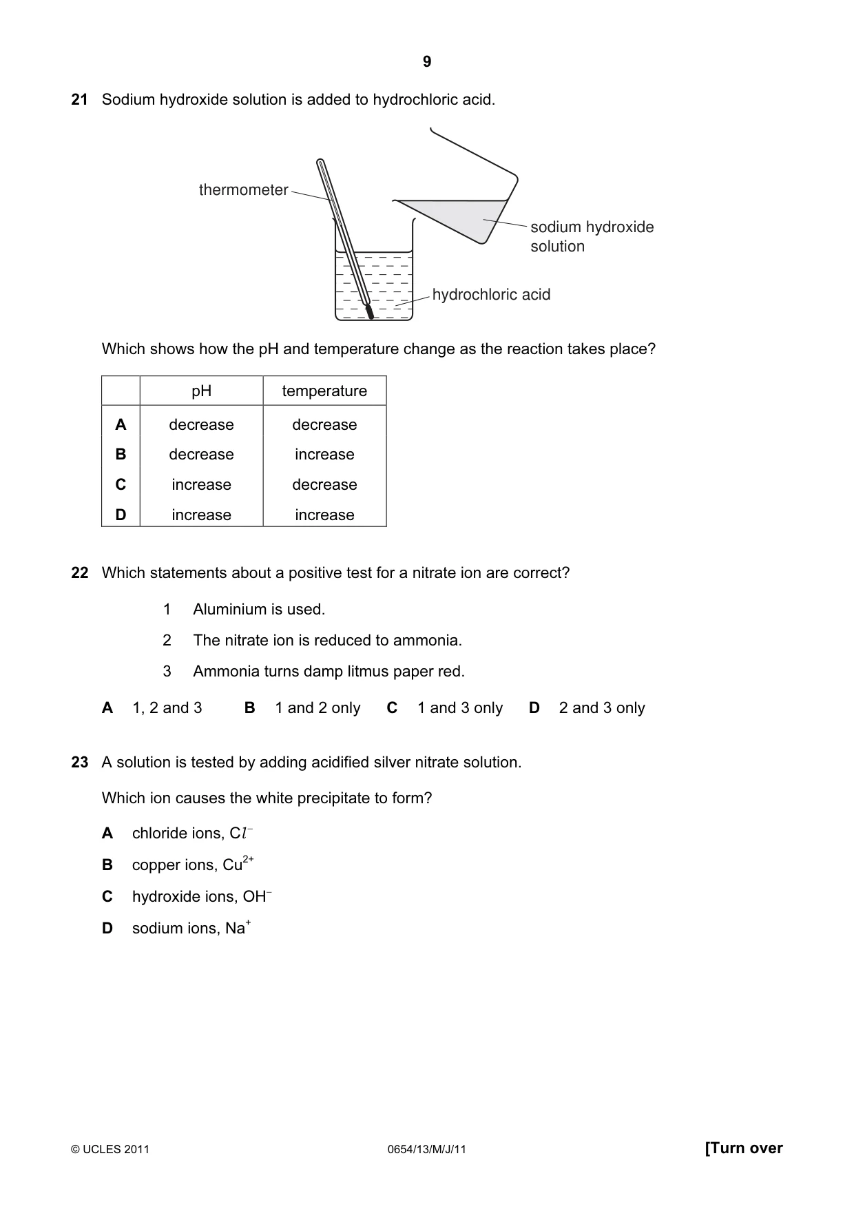 Cambridge IGCSE Sciences - Co-ordinated (Double) 0654 2011 May/June Paper 1 · Variant 3 question paper, page 9 of 16