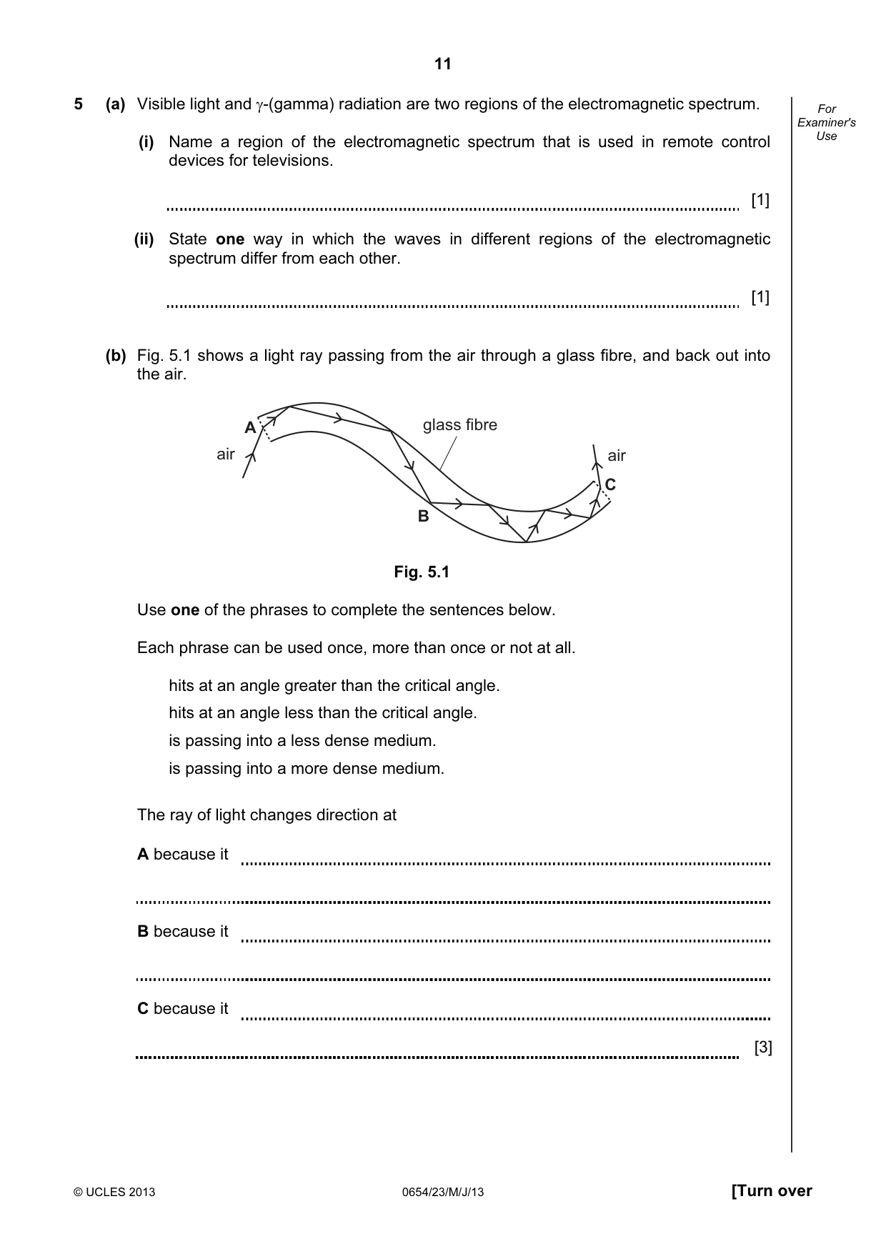 Cambridge IGCSE Sciences - Co-ordinated (Double) 0654 2013 May/June Paper 2 · Variant 3 question paper, page 11 of 28