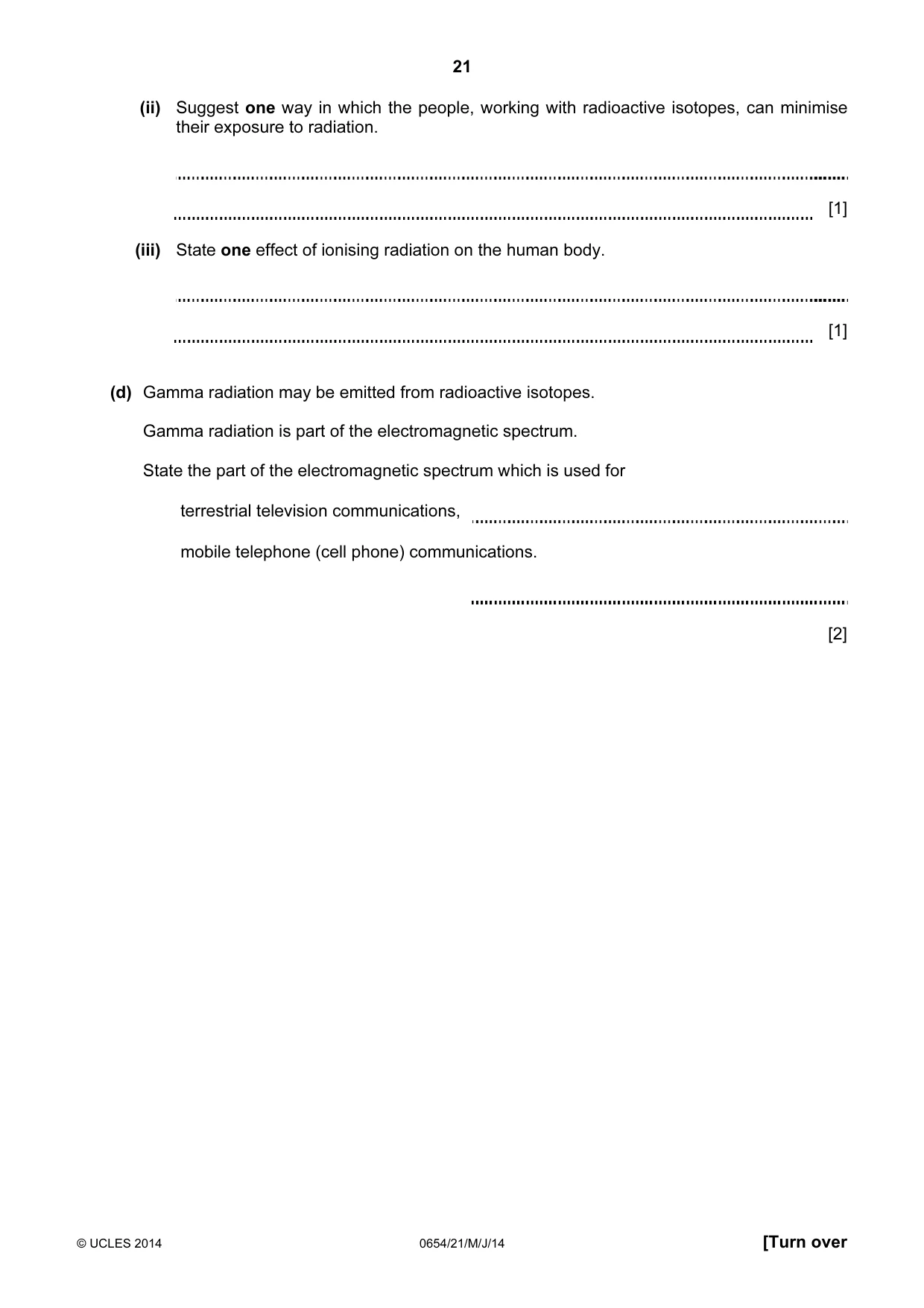 Cambridge IGCSE Sciences - Co-ordinated (Double) 0654 2014 May/June Paper 2 · Variant 1 question paper, page 21 of 32