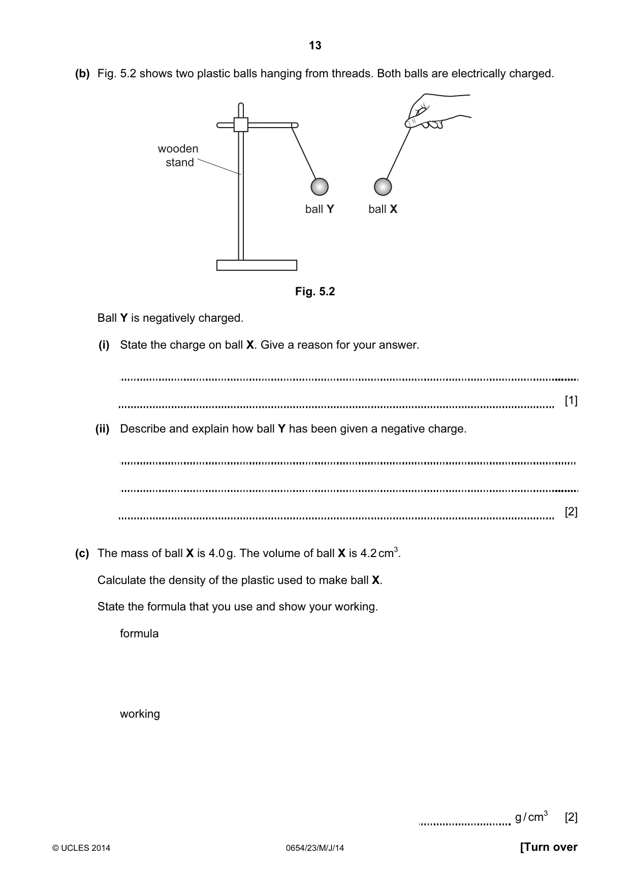 Cambridge IGCSE Sciences - Co-ordinated (Double) 0654 2014 May/June Paper 2 · Variant 3 question paper, page 13 of 32