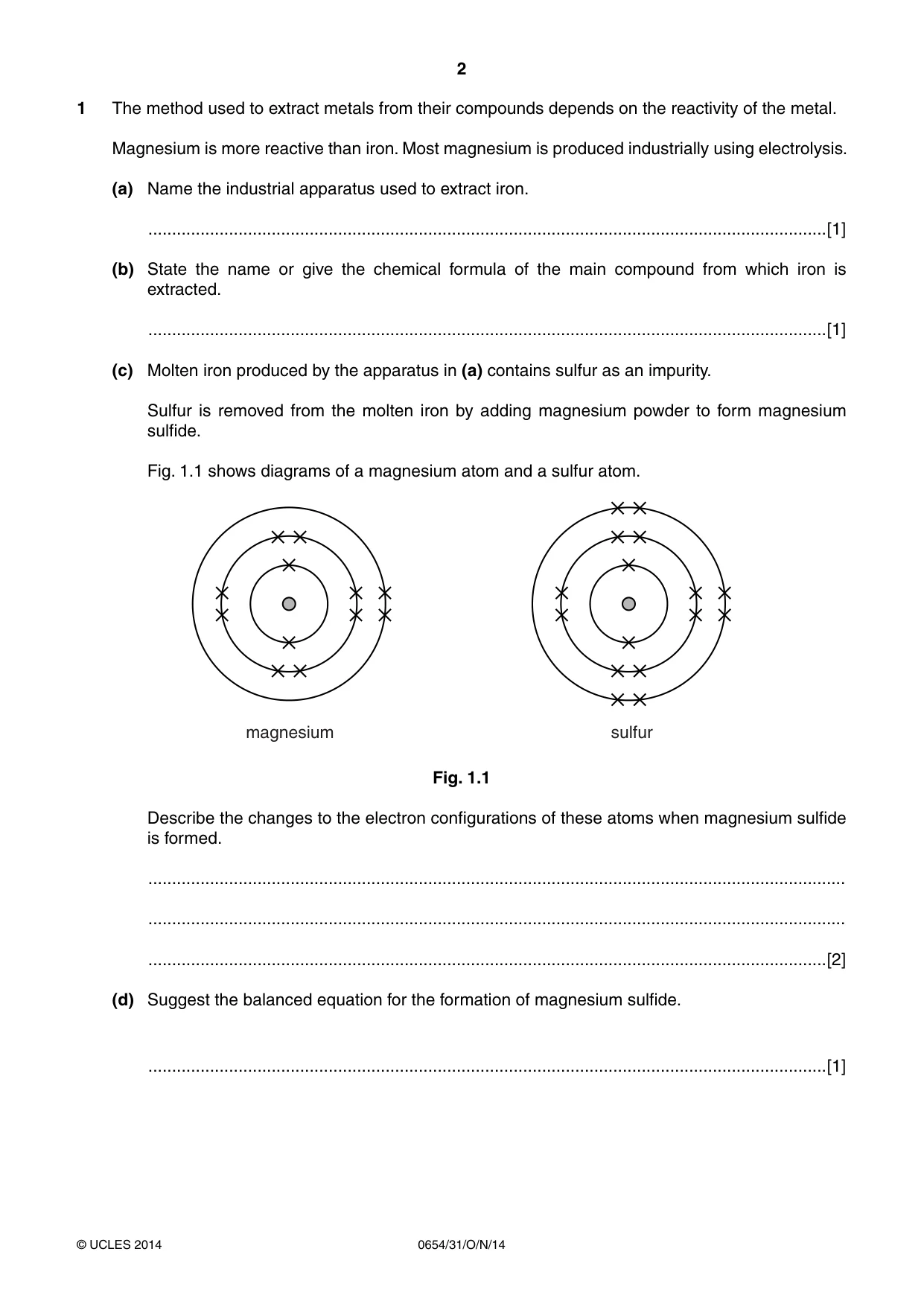 Cambridge IGCSE Sciences - Co-ordinated (Double) 0654 2014 Oct/Nov Paper 3 · Variant 1 question paper, page 2 of 32