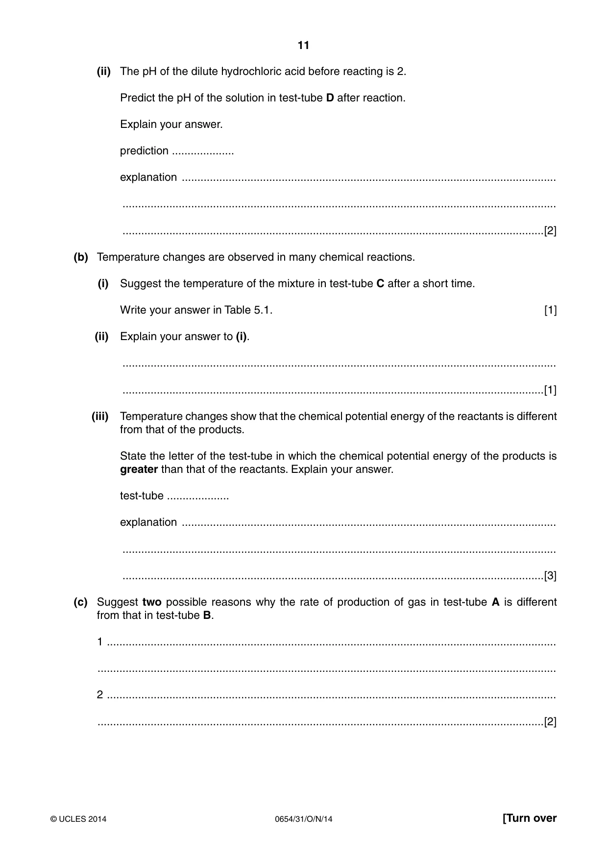 Cambridge IGCSE Sciences - Co-ordinated (Double) 0654 2014 Oct/Nov Paper 3 · Variant 1 question paper, page 11 of 32
