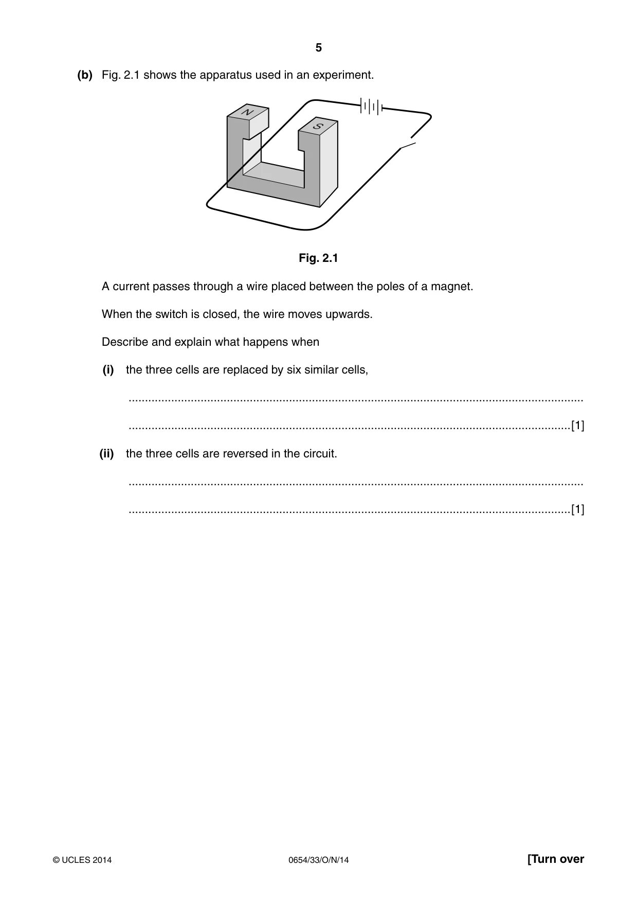 Cambridge IGCSE Sciences - Co-ordinated (Double) 0654 2014 Oct/Nov Paper 3 · Variant 3 question paper, page 5 of 28