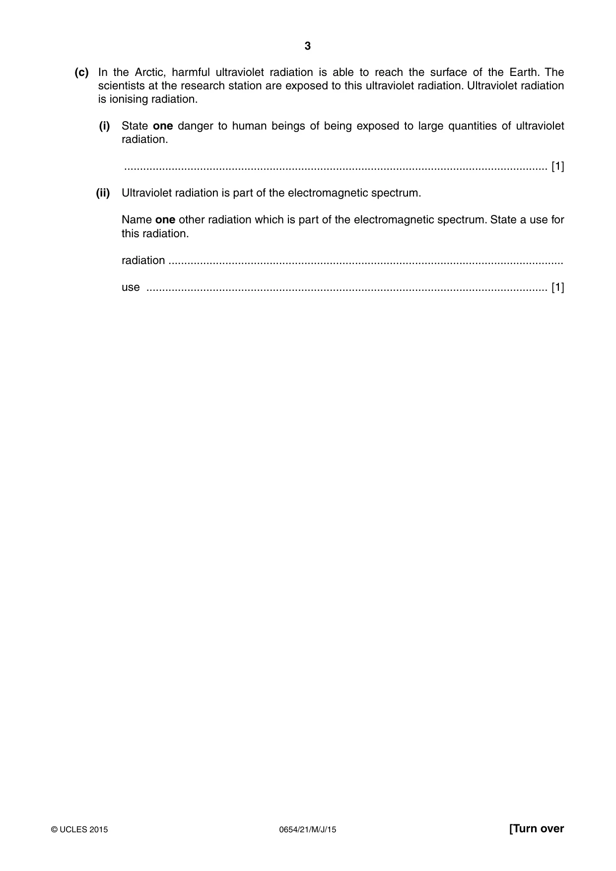 Cambridge IGCSE Sciences - Co-ordinated (Double) 0654 2015 May/June Paper 2 · Variant 1 question paper, page 3 of 32