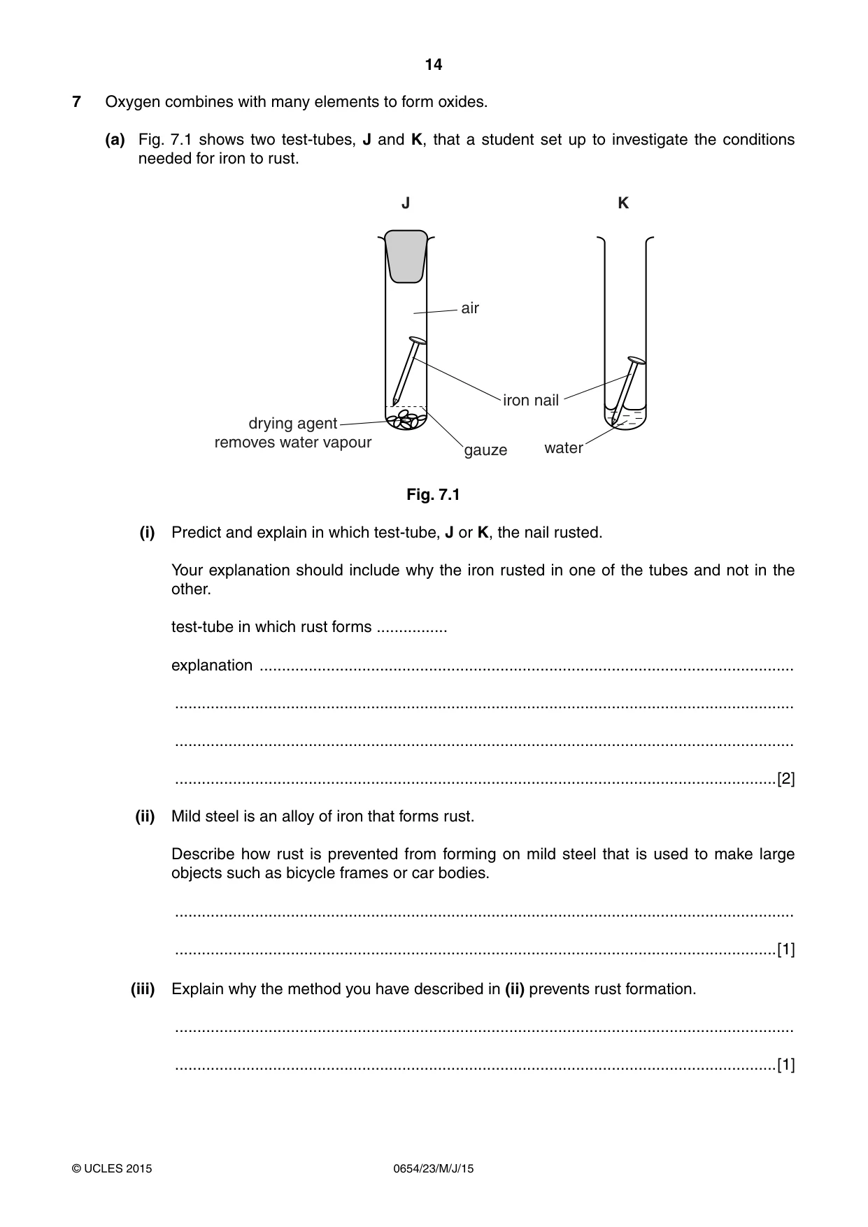 Cambridge IGCSE Sciences - Co-ordinated (Double) 0654 2015 May/June Paper 2 · Variant 3 question paper, page 14 of 28