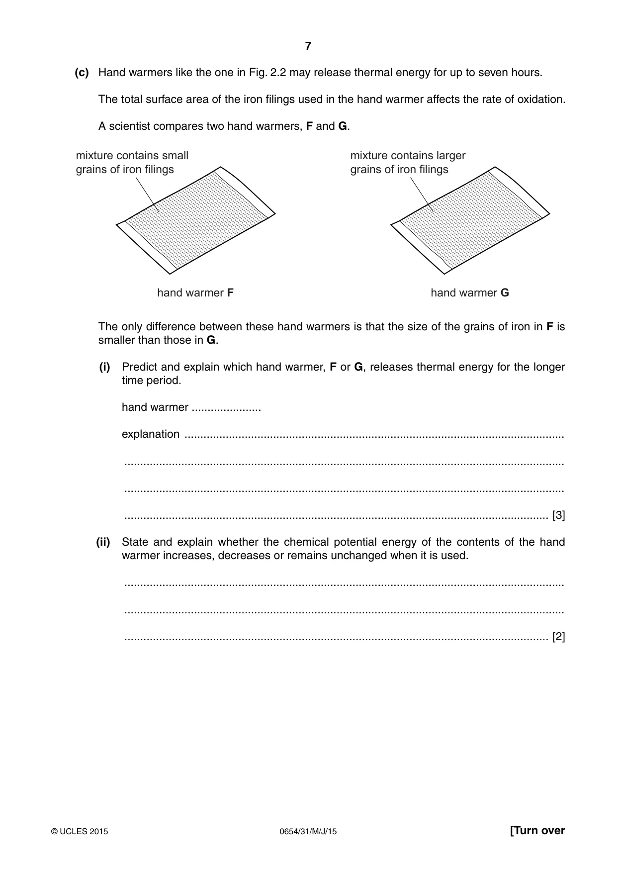 Cambridge IGCSE Sciences - Co-ordinated (Double) 0654 2015 May/June Paper 3 · Variant 1 question paper, page 7 of 32