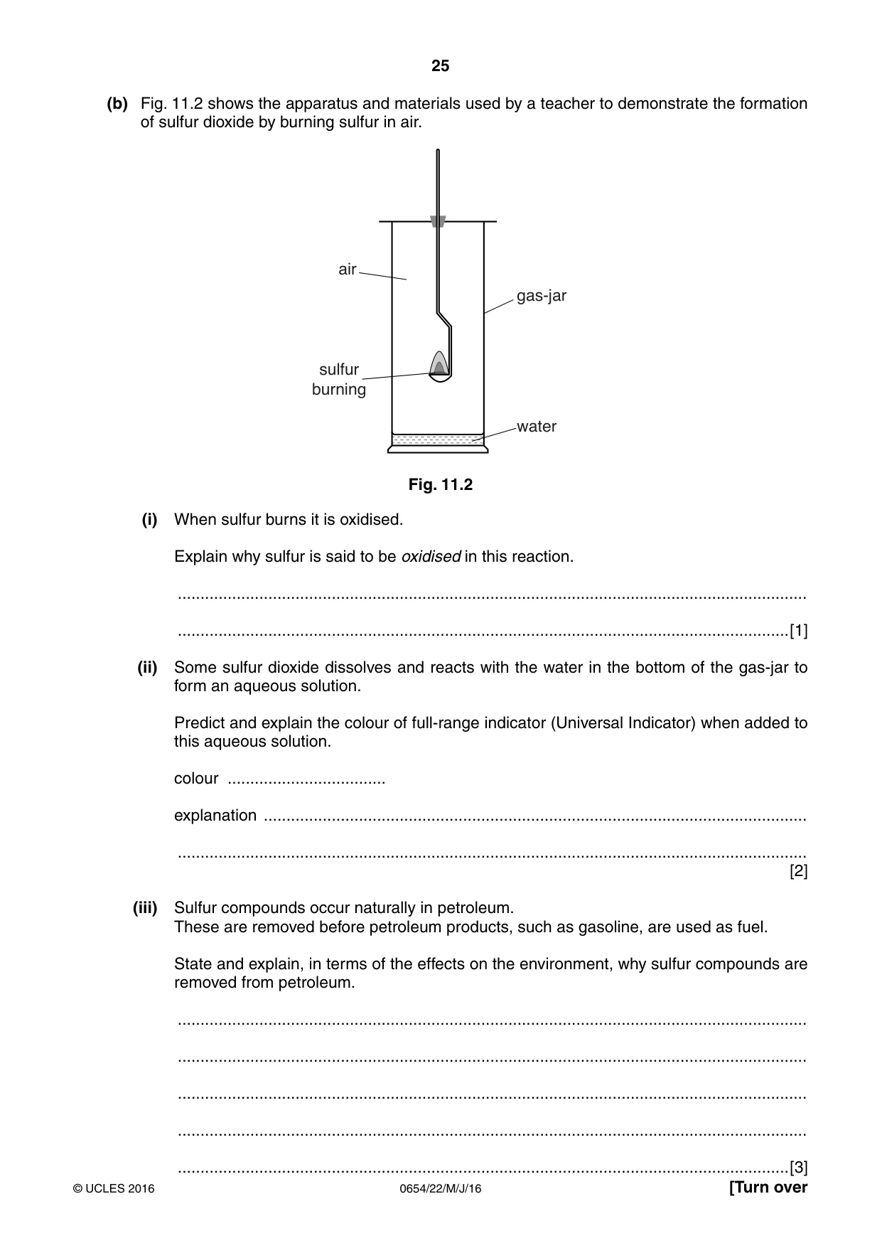 Cambridge IGCSE Sciences - Co-ordinated (Double) 0654 2016 May/June Paper 2 · Variant 2 question paper, page 25 of 32
