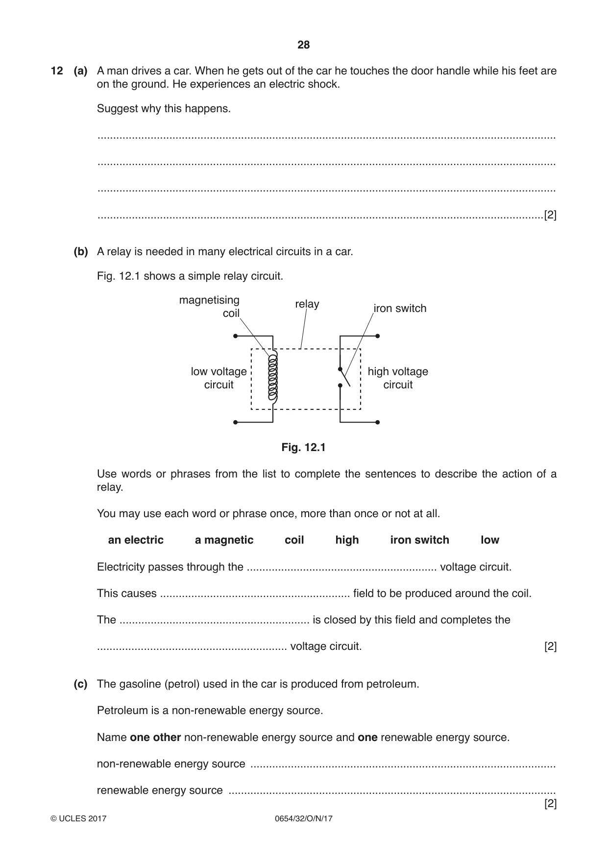 Cambridge IGCSE Sciences - Co-ordinated (Double) 0654 2017 Oct/Nov Paper 3 · Variant 2 question paper, page 28 of 32