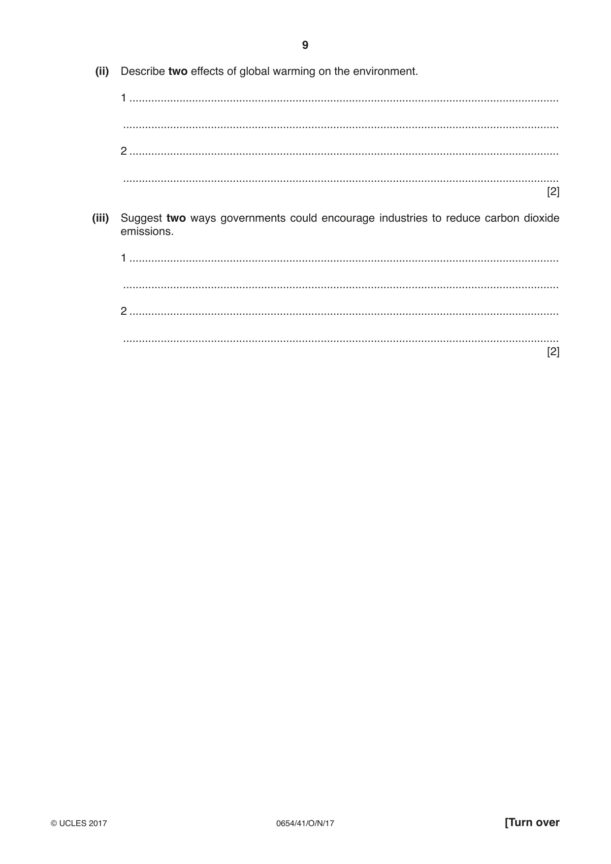 Cambridge IGCSE Sciences - Co-ordinated (Double) 0654 2017 Oct/Nov Paper 4 · Variant 1 question paper, page 9 of 32
