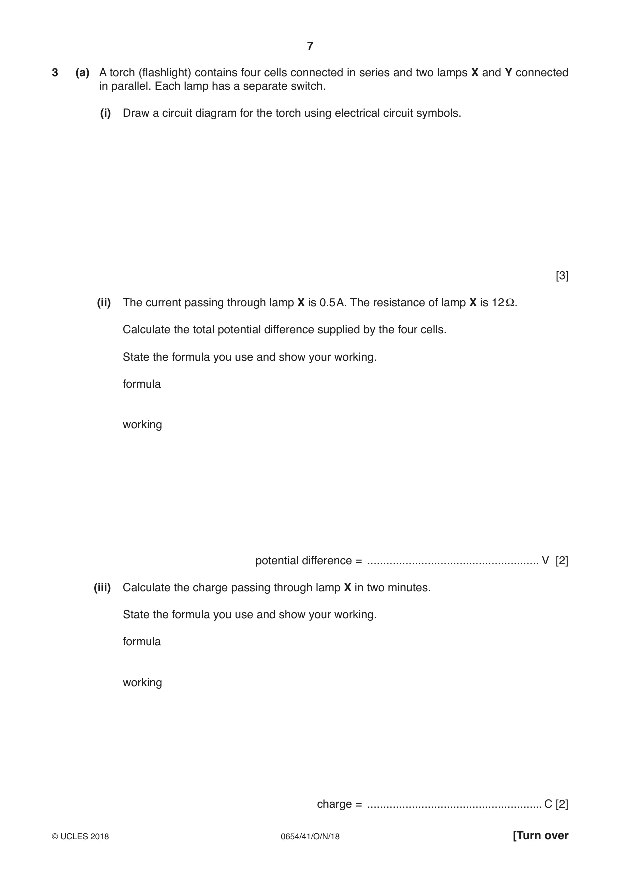 Cambridge IGCSE Sciences - Co-ordinated (Double) 0654 2018 Oct/Nov Paper 4 · Variant 1 question paper, page 7 of 28
