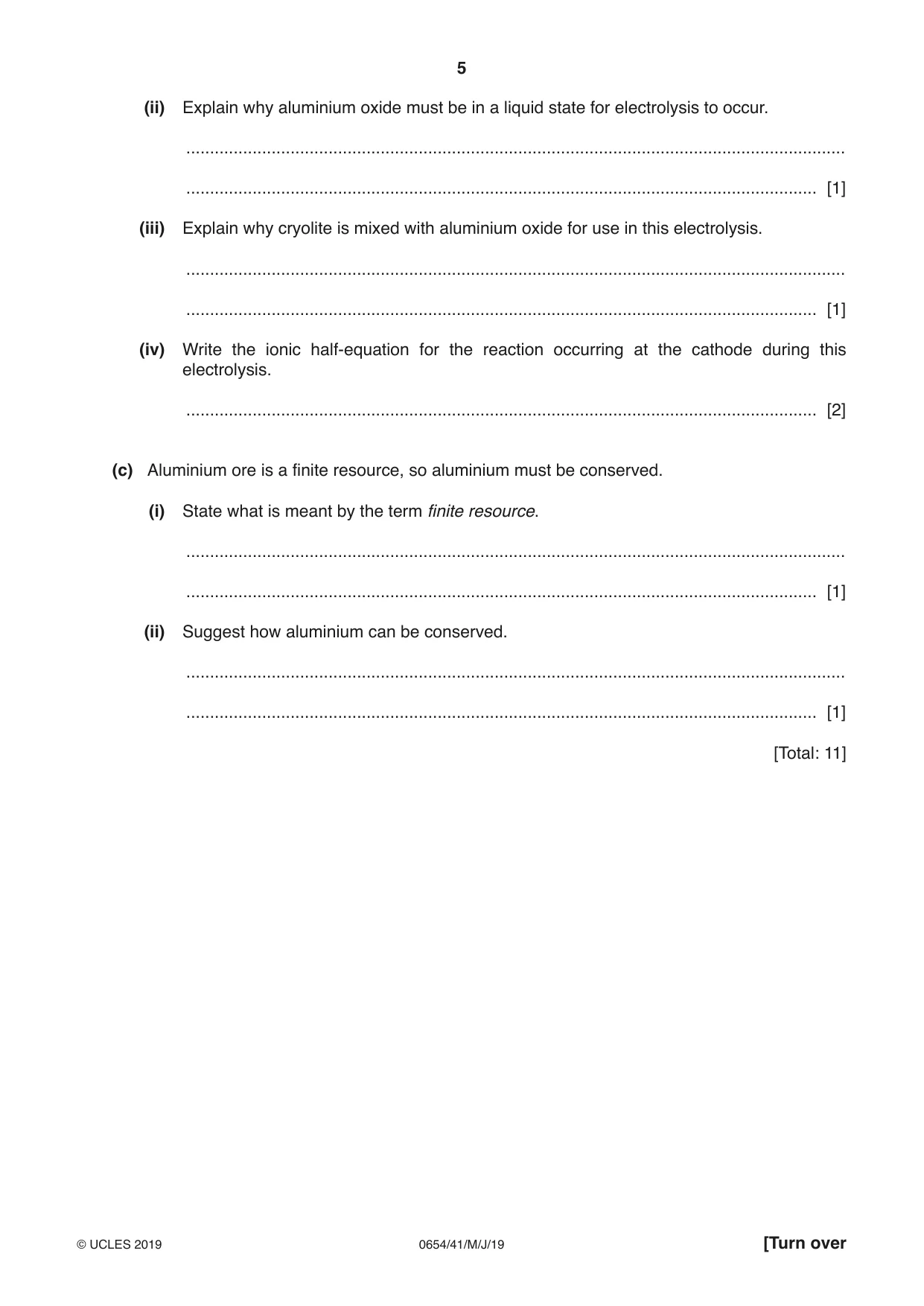 Cambridge IGCSE Sciences - Co-ordinated (Double) 0654 2019 May/June Paper 4 · Variant 1 question paper, page 5 of 32