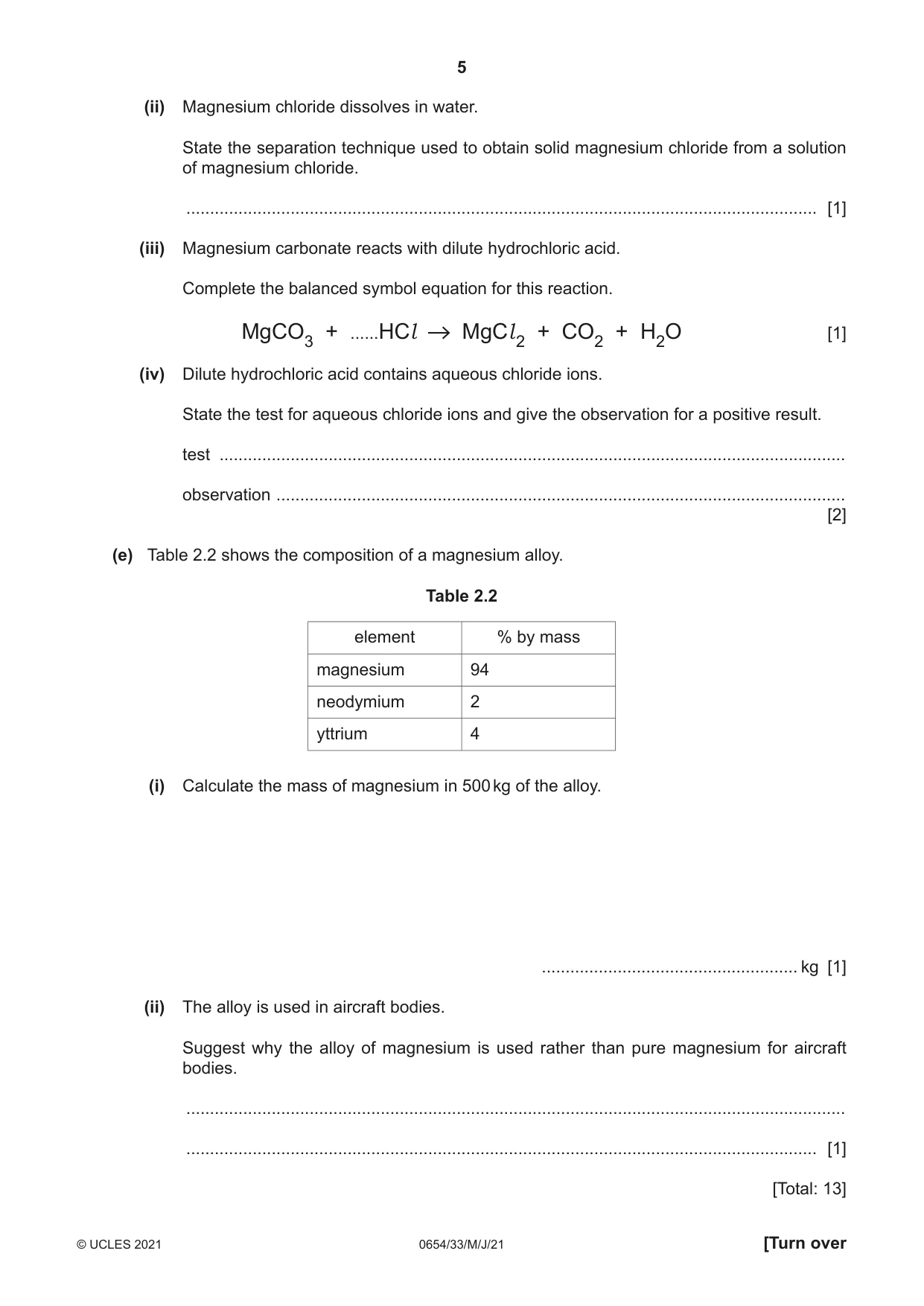 Cambridge IGCSE Sciences - Co-ordinated (Double) 0654 2021 May/June Paper 3 · Variant 3 question paper, page 5 of 28
