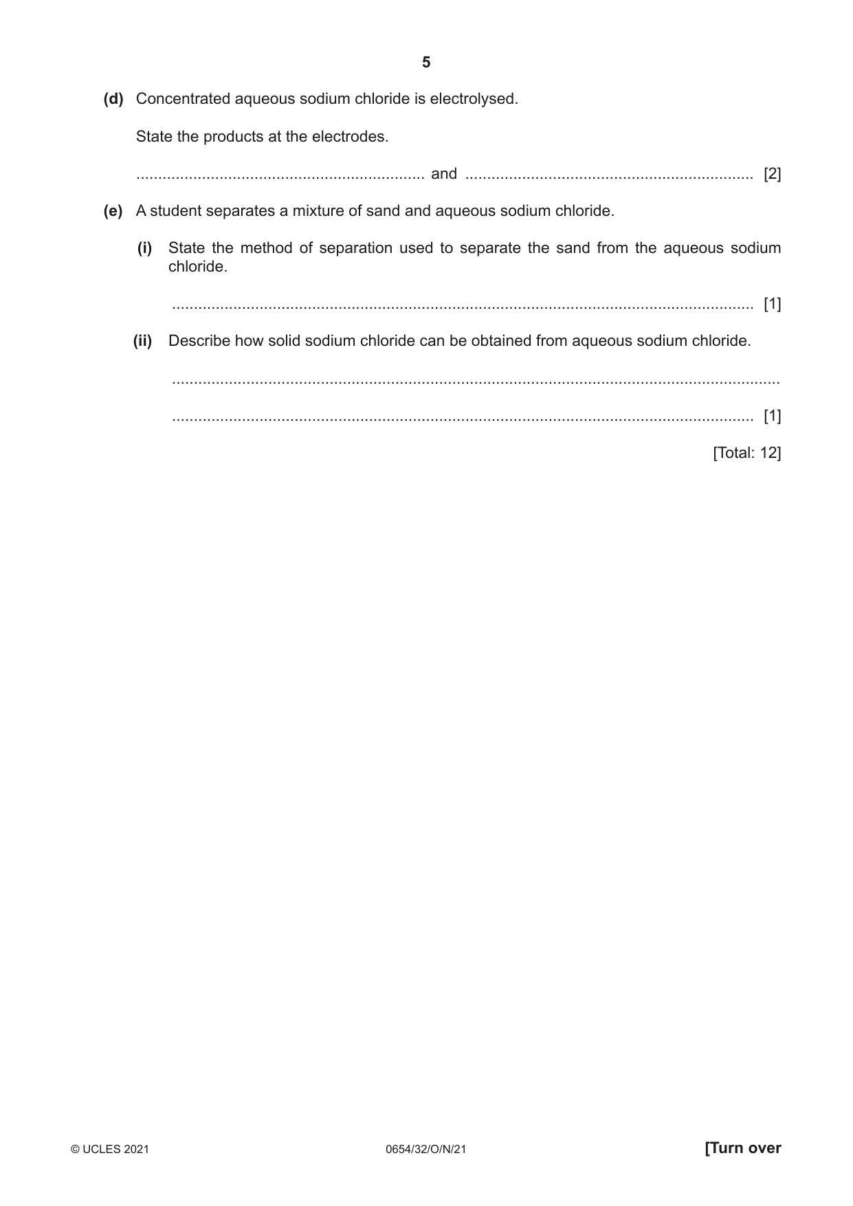 Cambridge IGCSE Sciences - Co-ordinated (Double) 0654 2021 Oct/Nov Paper 3 · Variant 2 question paper, page 5 of 28