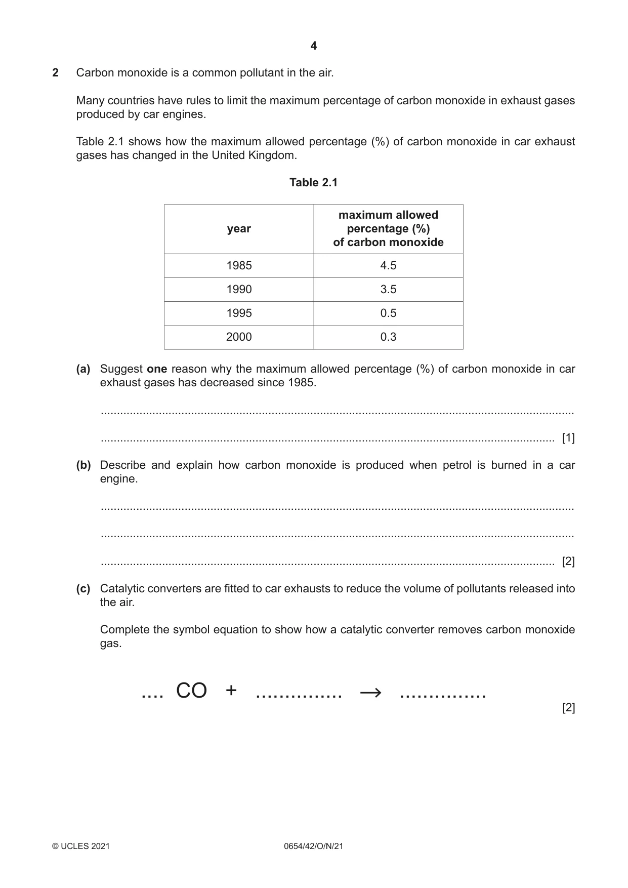 Cambridge IGCSE Sciences - Co-ordinated (Double) 0654 2021 Oct/Nov Paper 4 · Variant 2 question paper, page 4 of 28