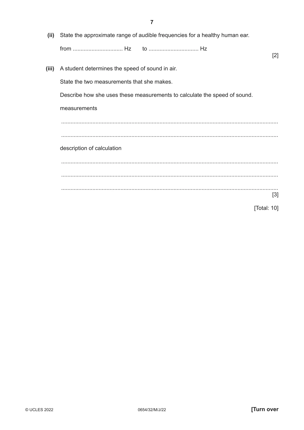 Cambridge IGCSE Sciences - Co-ordinated (Double) 0654 2022 May/June Paper 3 · Variant 2 question paper, page 7 of 32