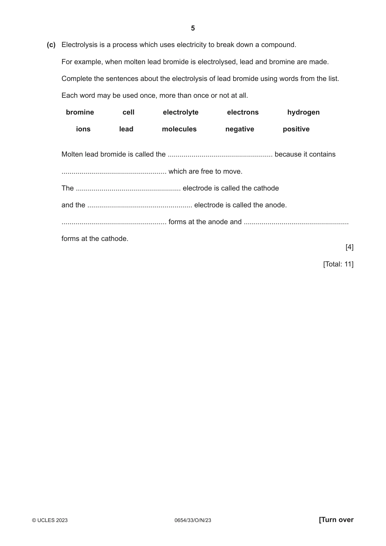 Cambridge IGCSE Sciences - Co-ordinated (Double) 0654 2023 Oct/Nov Paper 3 · Variant 3 question paper, page 5 of 28