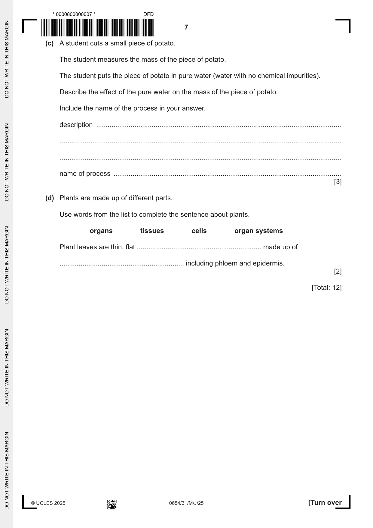 Cambridge IGCSE Sciences - Co-ordinated (Double) 0654 2025 May/June Paper 3 · Variant 1 question paper, page 7 of 28
