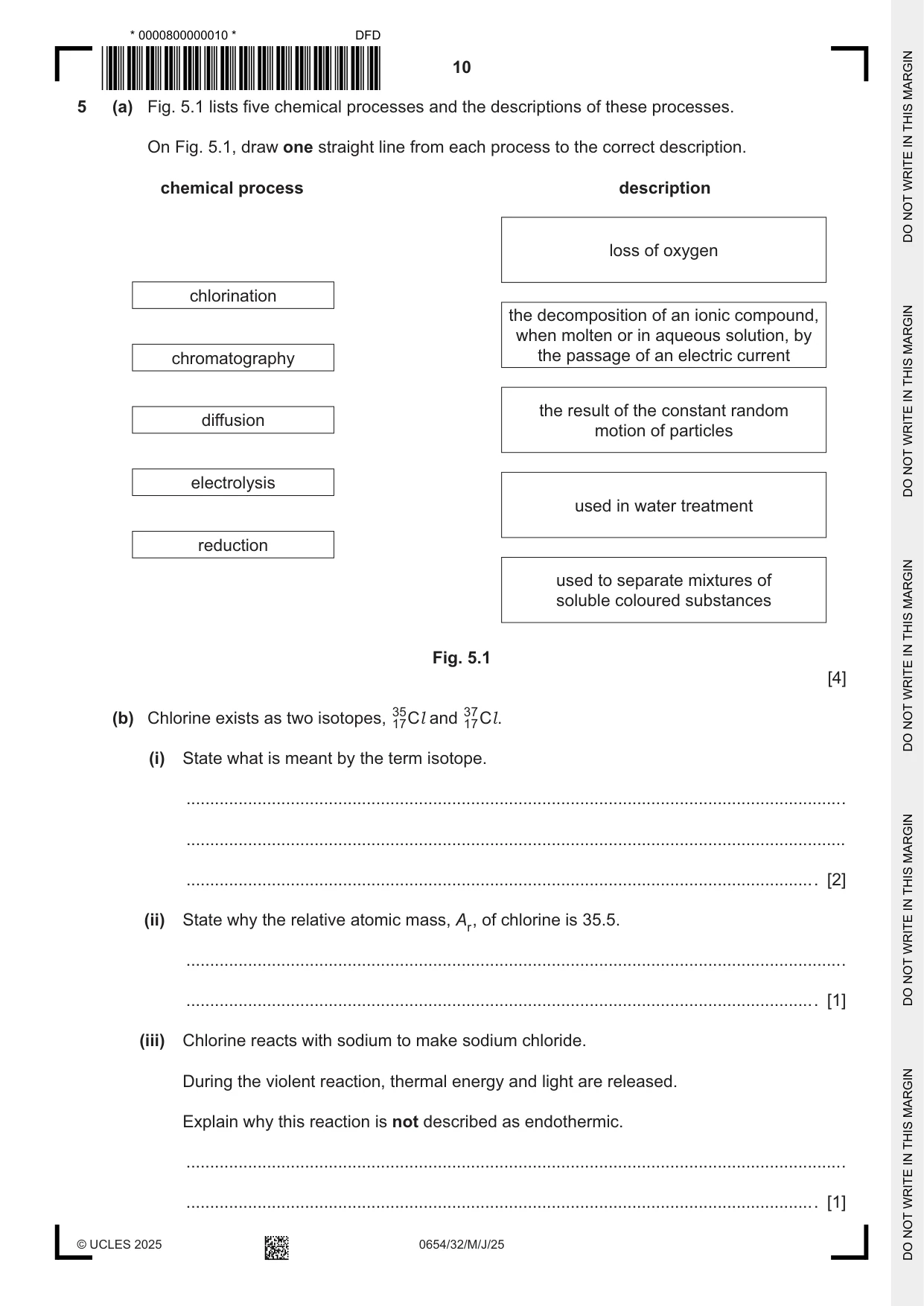 Cambridge IGCSE Sciences - Co-ordinated (Double) 0654 2025 May/June Paper 3 · Variant 2 question paper, page 10 of 28