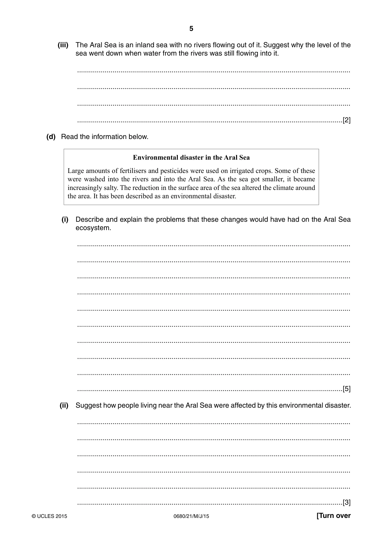 Cambridge IGCSE Environmental Management 0680 2015 May/June Paper 2 · Variant 1 question paper, page 5 of 16