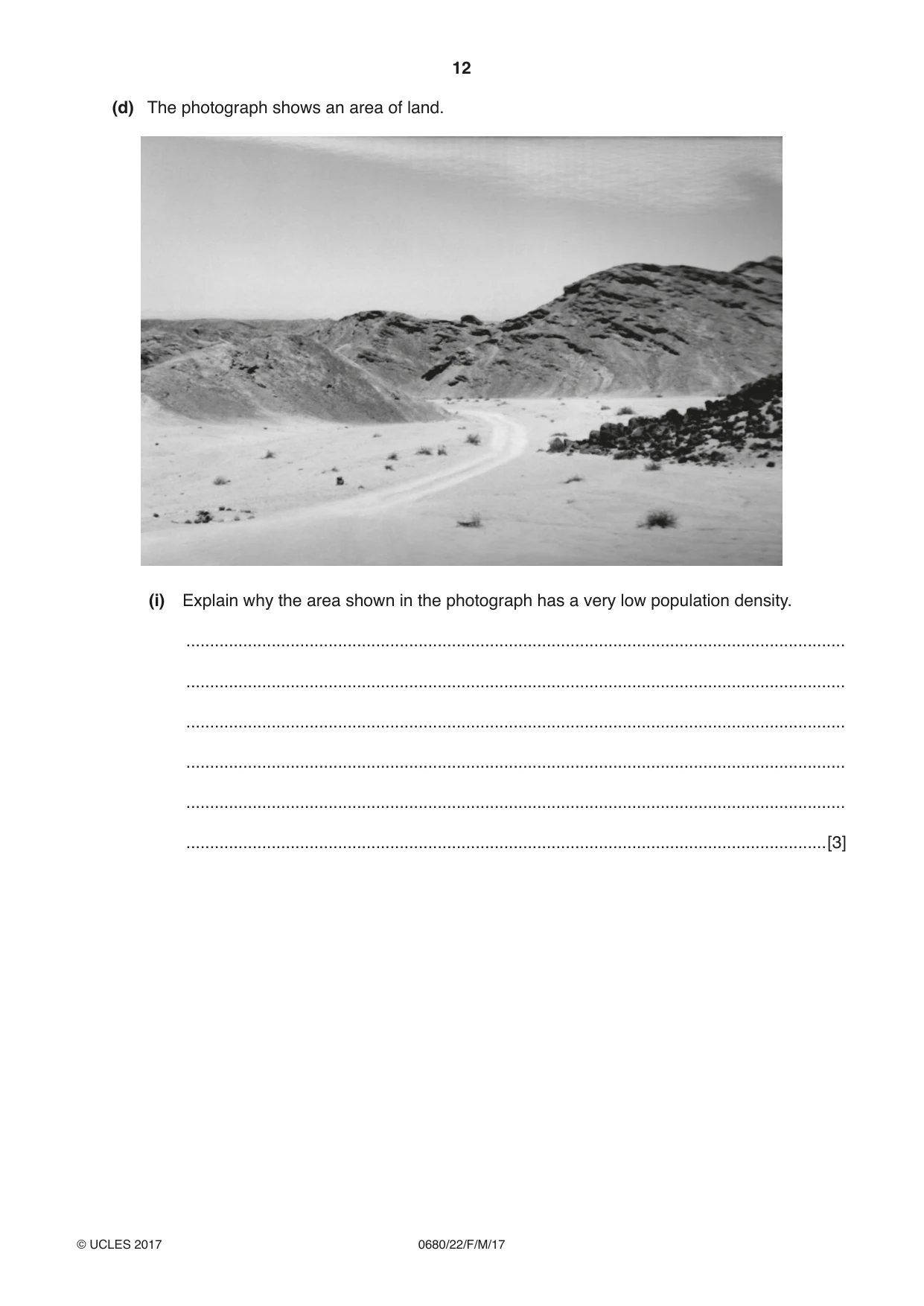 Cambridge IGCSE Environmental Management 0680 2017 Feb/March Paper 2 · Variant 2 question paper, page 12 of 16