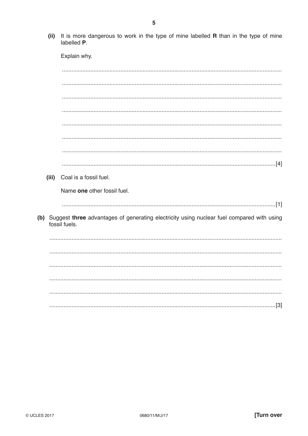 Cambridge IGCSE Environmental Management 0680 2017 May/June Paper 1 · Variant 1 question paper, page 5 of 16