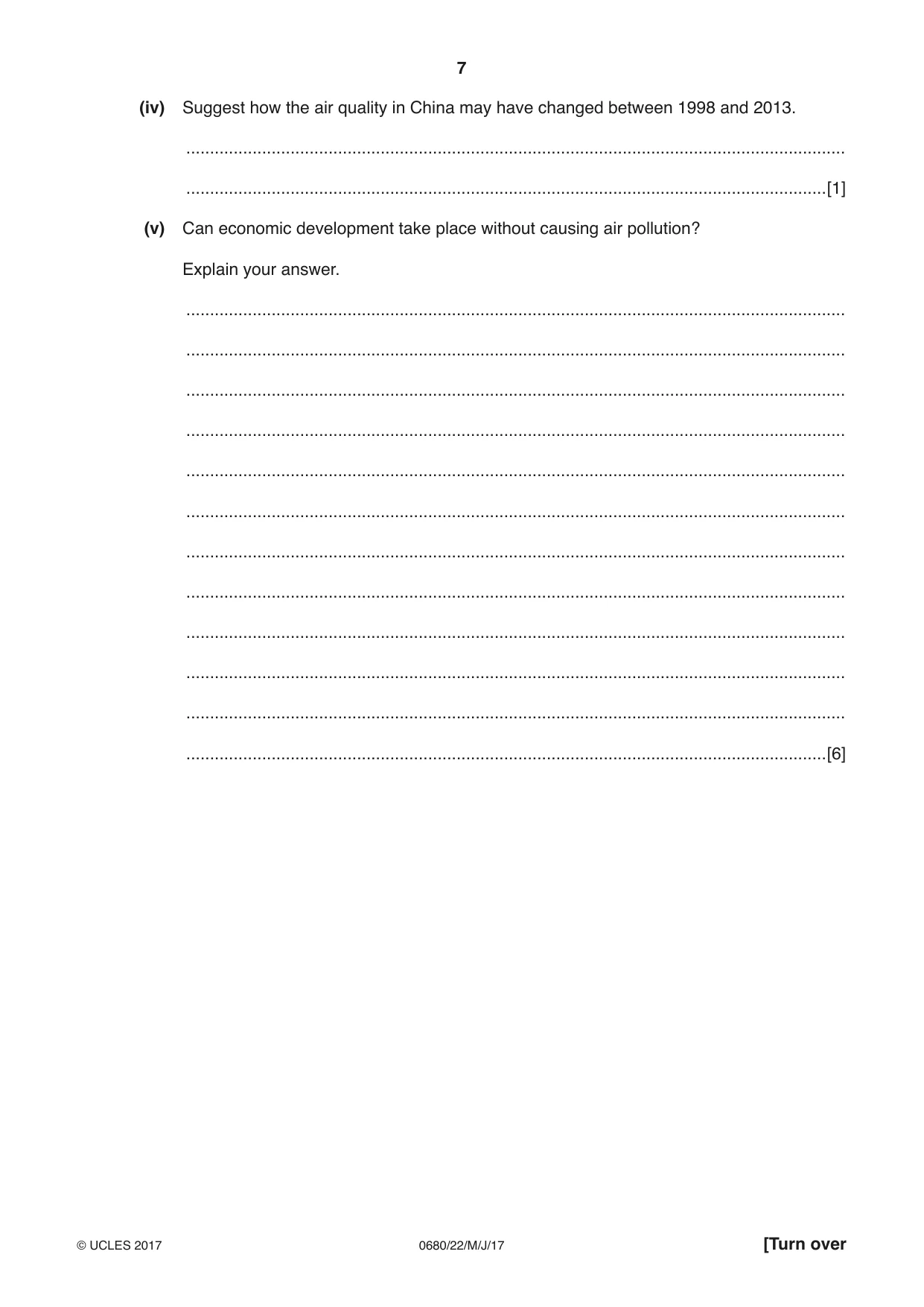 Cambridge IGCSE Environmental Management 0680 2017 May/June Paper 2 · Variant 2 question paper, page 7 of 16