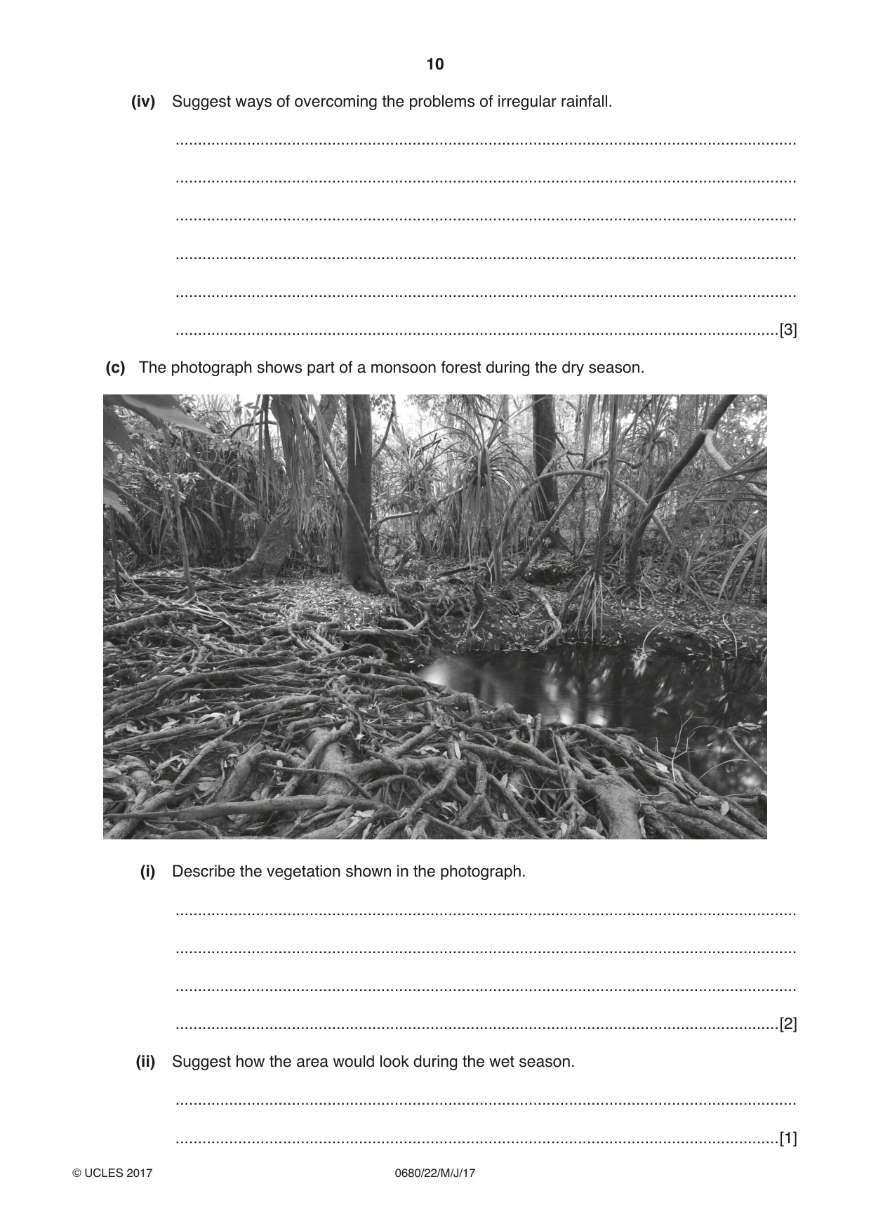 Cambridge IGCSE Environmental Management 0680 2017 May/June Paper 2 · Variant 2 question paper, page 10 of 16