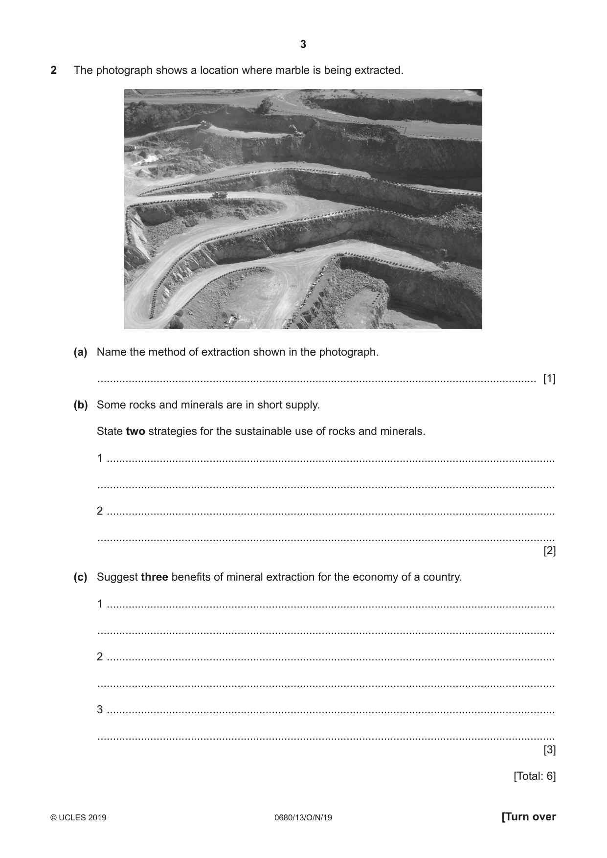 Cambridge IGCSE Environmental Management 0680 2019 Oct/Nov Paper 1 · Variant 3 question paper, page 3 of 20