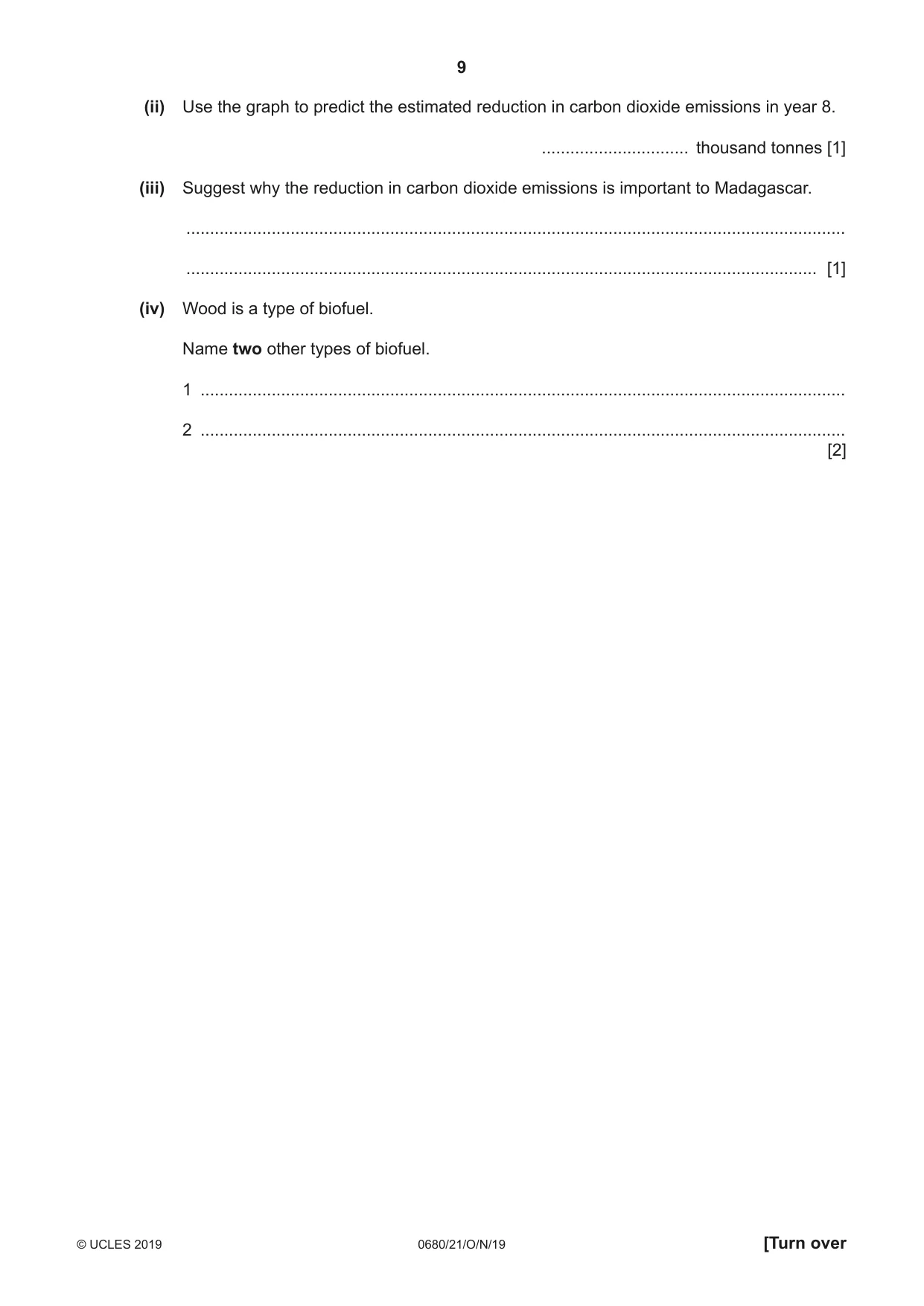 Cambridge IGCSE Environmental Management 0680 2019 Oct/Nov Paper 2 · Variant 1 question paper, page 9 of 24
