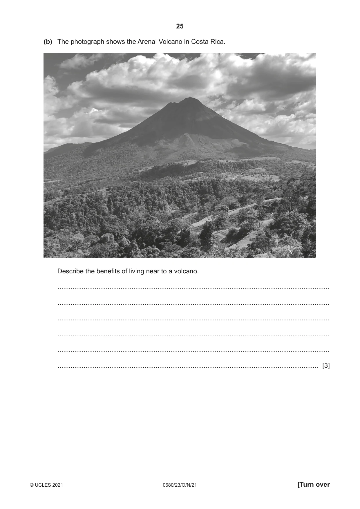Cambridge IGCSE Environmental Management 0680 2021 Oct/Nov Paper 2 · Variant 3 question paper, page 25 of 32