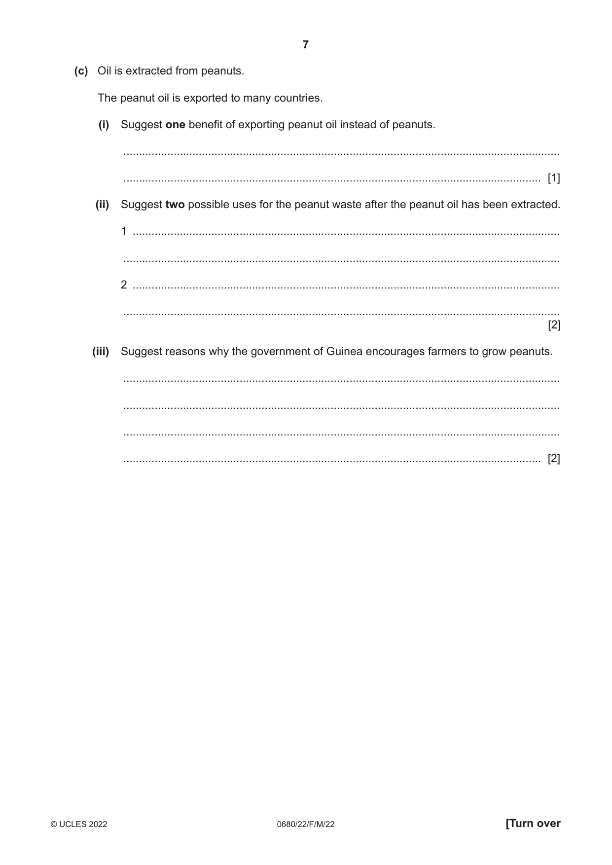 Cambridge IGCSE Environmental Management 0680 2022 Feb/March Paper 2 · Variant 2 question paper, page 7 of 20