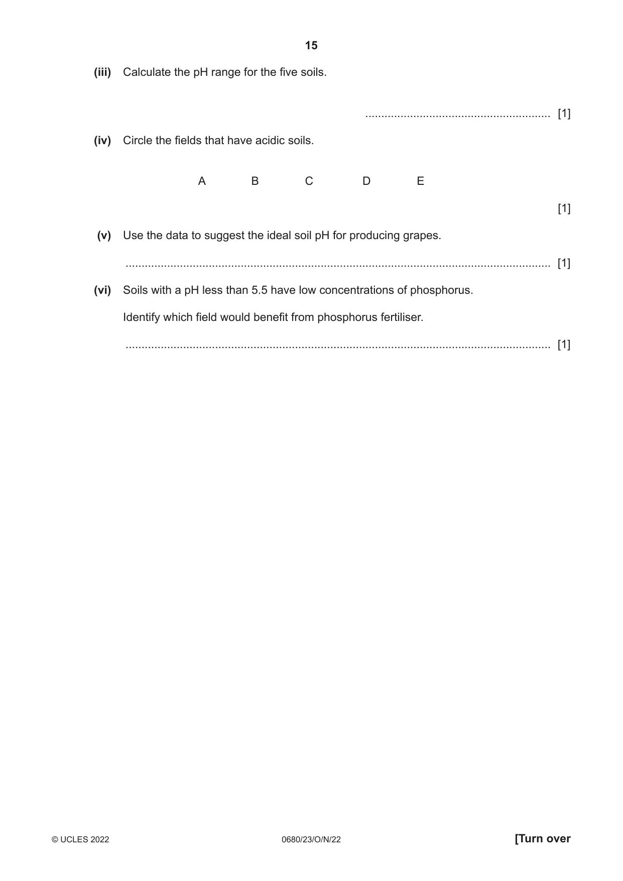 Cambridge IGCSE Environmental Management 0680 2022 Oct/Nov Paper 2 · Variant 3 question paper, page 15 of 24