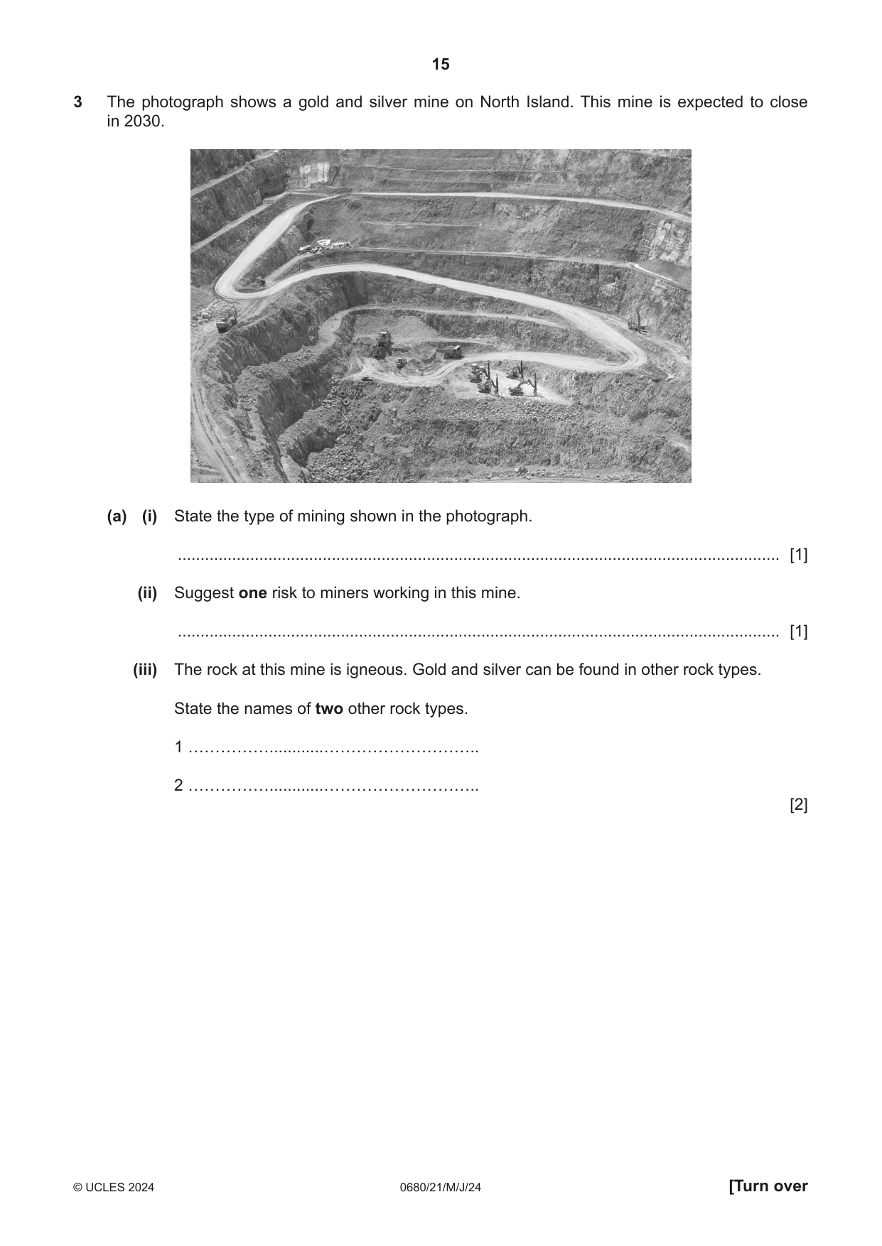 Cambridge IGCSE Environmental Management 0680 2024 May/June Paper 2 · Variant 1 question paper, page 15 of 20