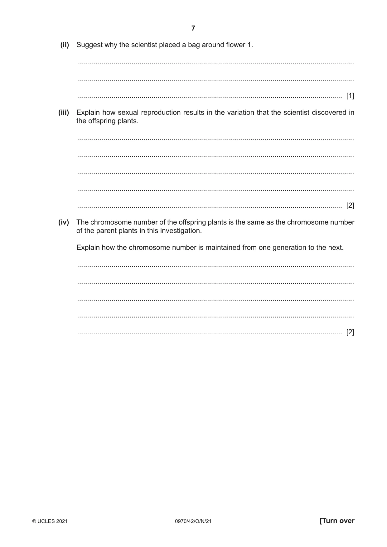 Cambridge IGCSE Biology (9-1) 0970 2021 Oct/Nov Paper 4 · Variant 2 question paper, page 7 of 20