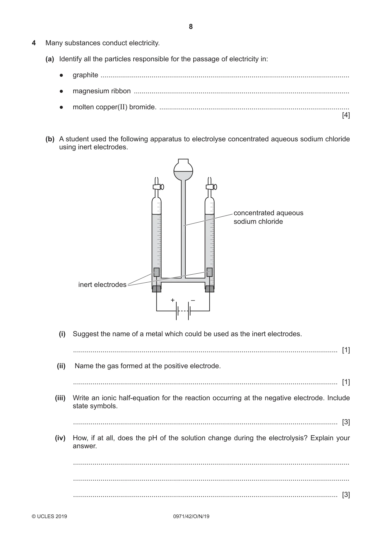 Cambridge IGCSE Chemistry (9-1) 0971 2019 Oct/Nov Paper 4 · Variant 2 question paper, page 8 of 12