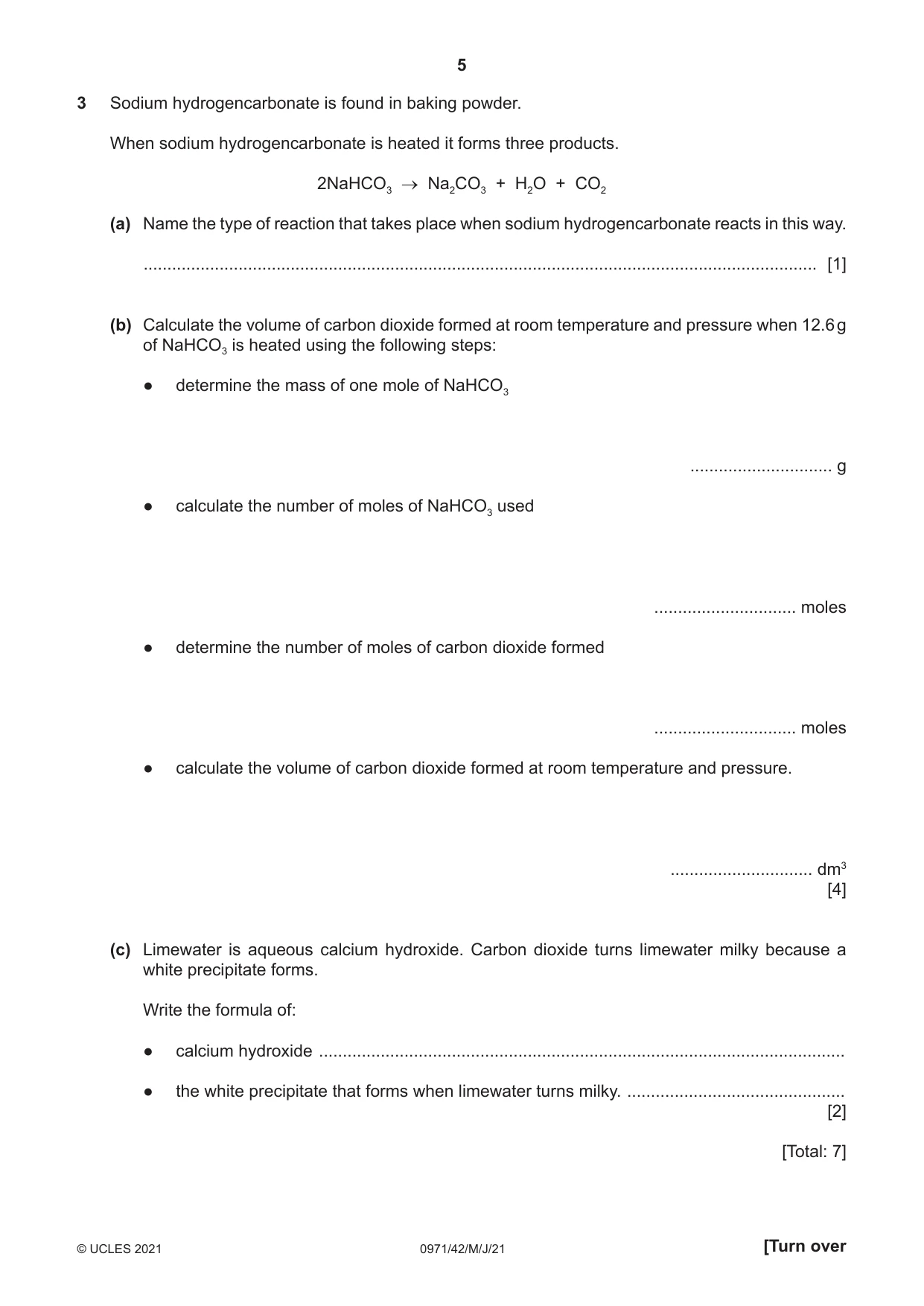 Cambridge IGCSE Chemistry (9-1) 0971 2021 May/June Paper 4 · Variant 2 question paper, page 5 of 16