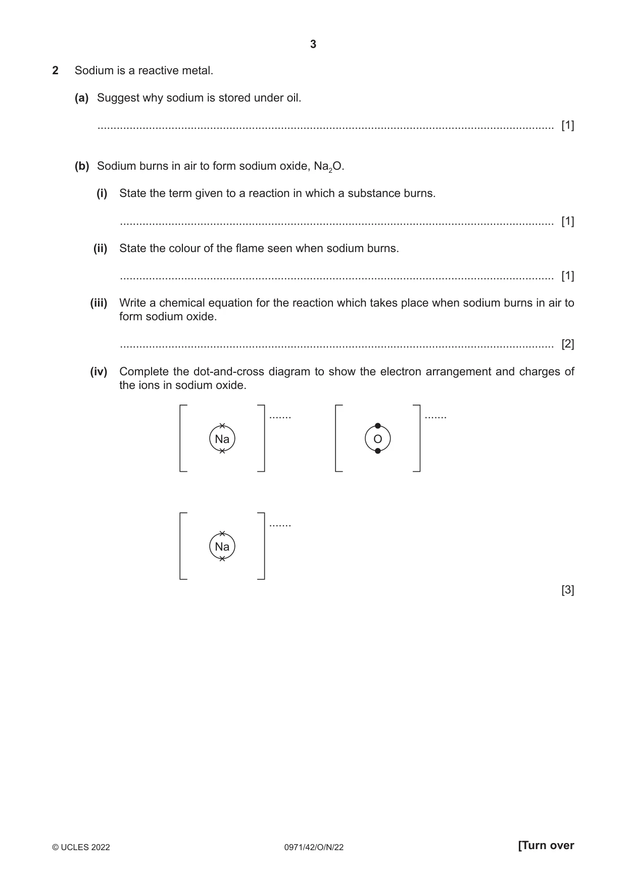 Cambridge IGCSE Chemistry (9-1) 0971 2022 Oct/Nov Paper 4 · Variant 2 question paper, page 3 of 16