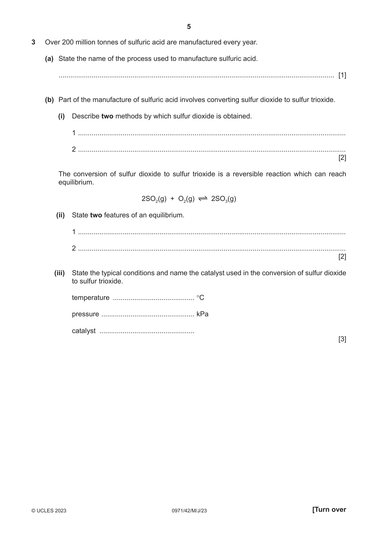 Cambridge IGCSE Chemistry (9-1) 0971 2023 May/June Paper 4 · Variant 2 question paper, page 5 of 12