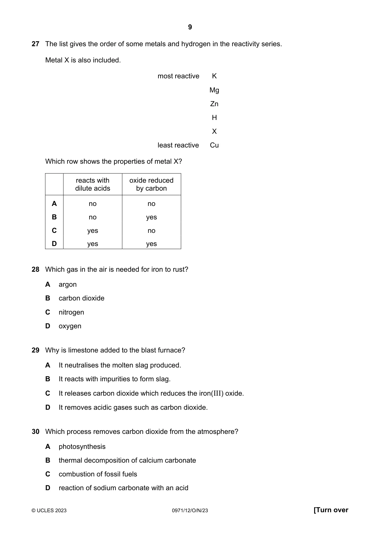 Cambridge IGCSE Chemistry (9-1) 0971 2023 Oct/Nov Paper 1 · Variant 2 question paper, page 9 of 16