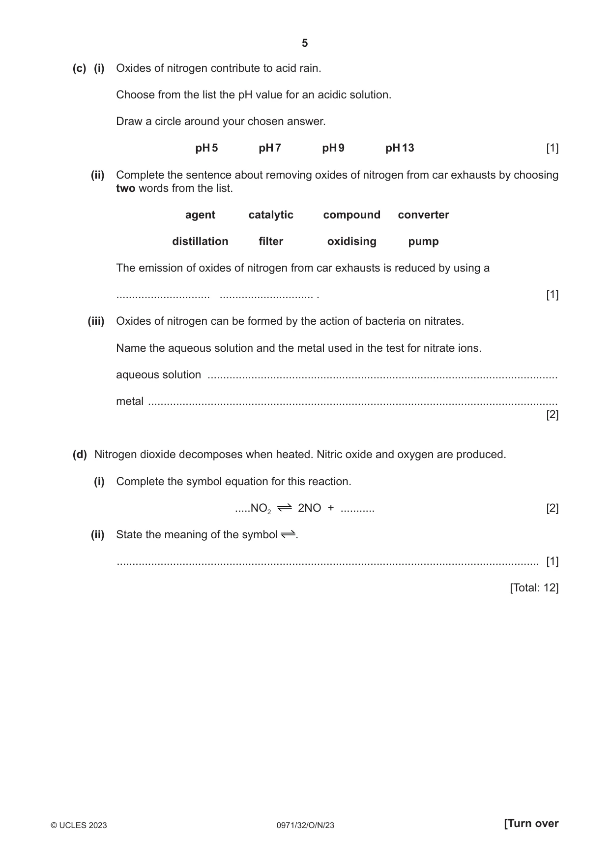 Cambridge IGCSE Chemistry (9-1) 0971 2023 Oct/Nov Paper 3 · Variant 2 question paper, page 5 of 20