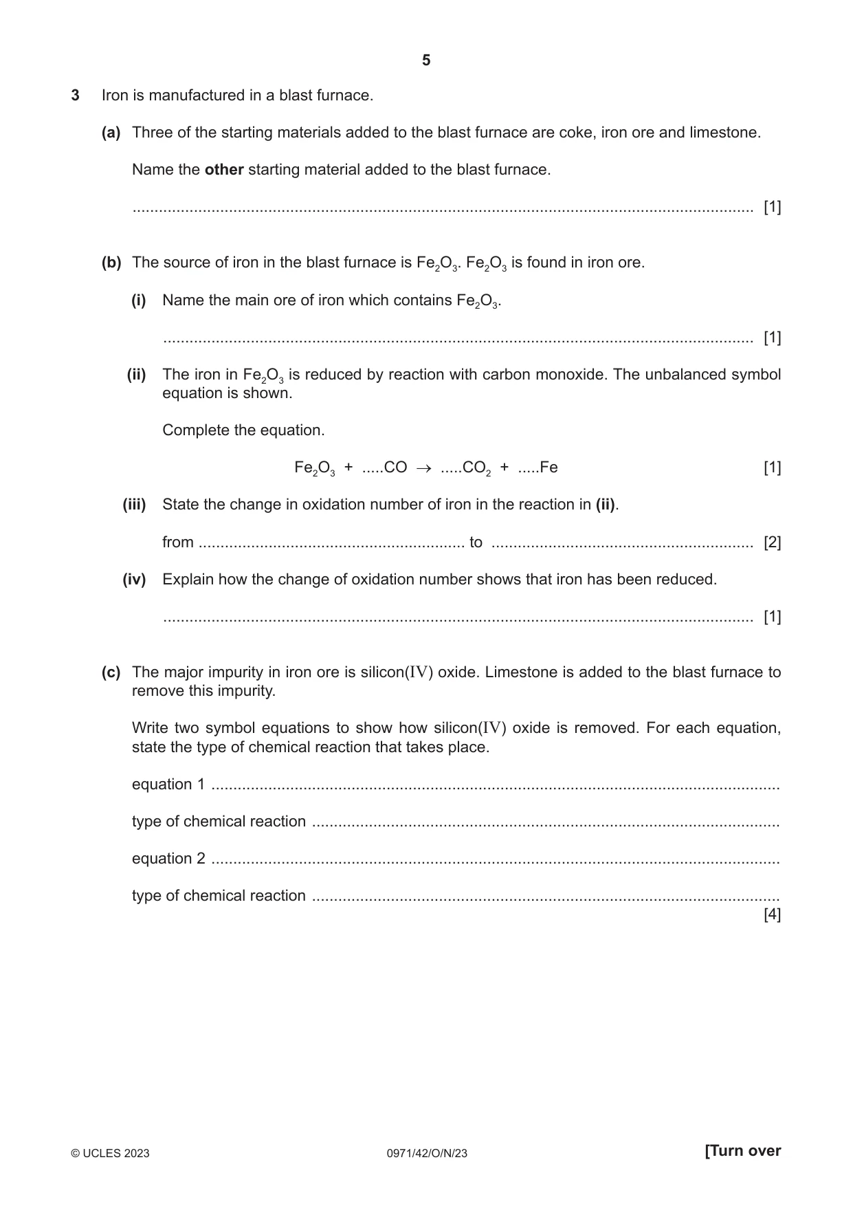 Cambridge IGCSE Chemistry (9-1) 0971 2023 Oct/Nov Paper 4 · Variant 2 question paper, page 5 of 16
