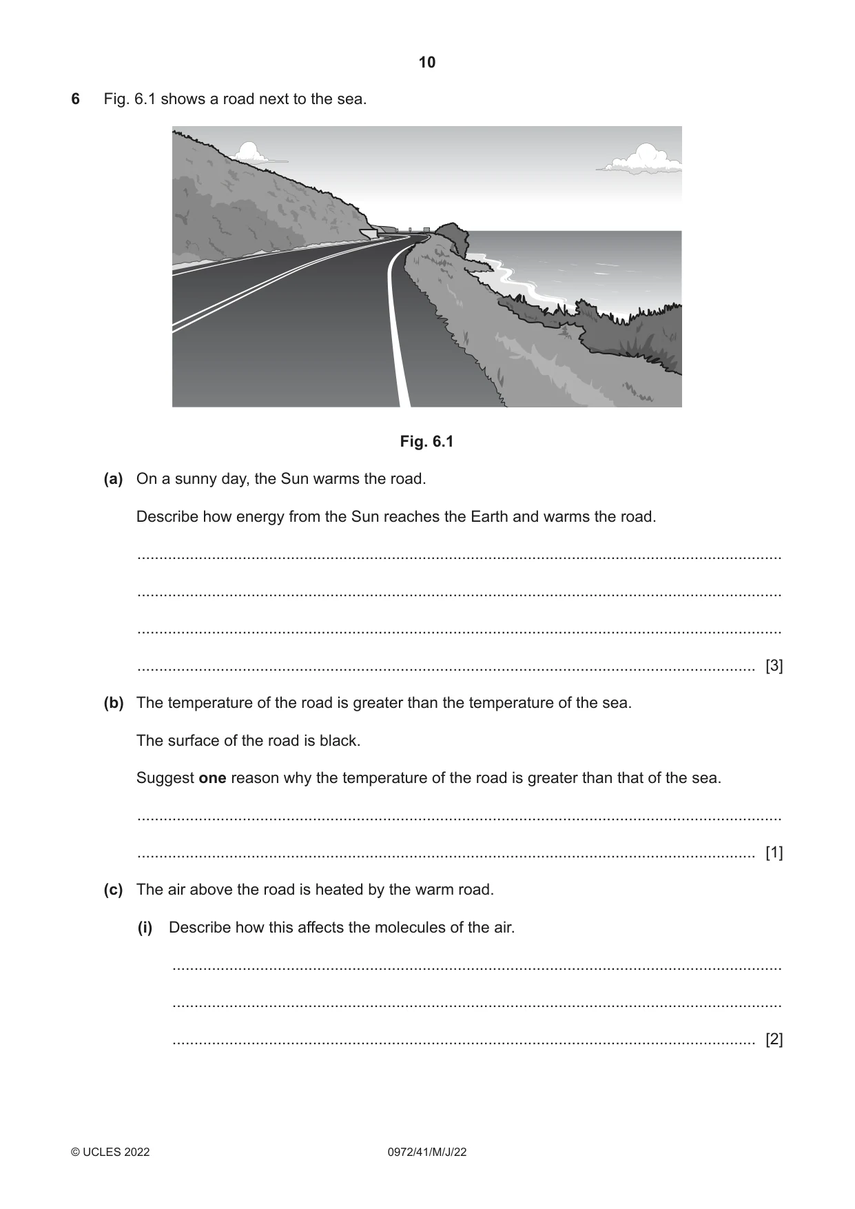 Cambridge IGCSE Physics (9-1) 0972 2022 May/June Paper 4 · Variant 1 question paper, page 10 of 16
