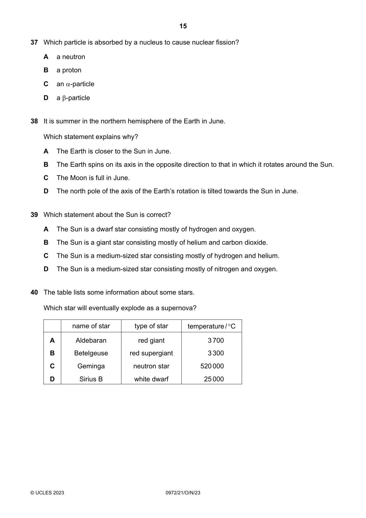 Cambridge IGCSE Physics (9-1) 0972 2023 Oct/Nov Paper 2 · Variant 1 question paper, page 15 of 16