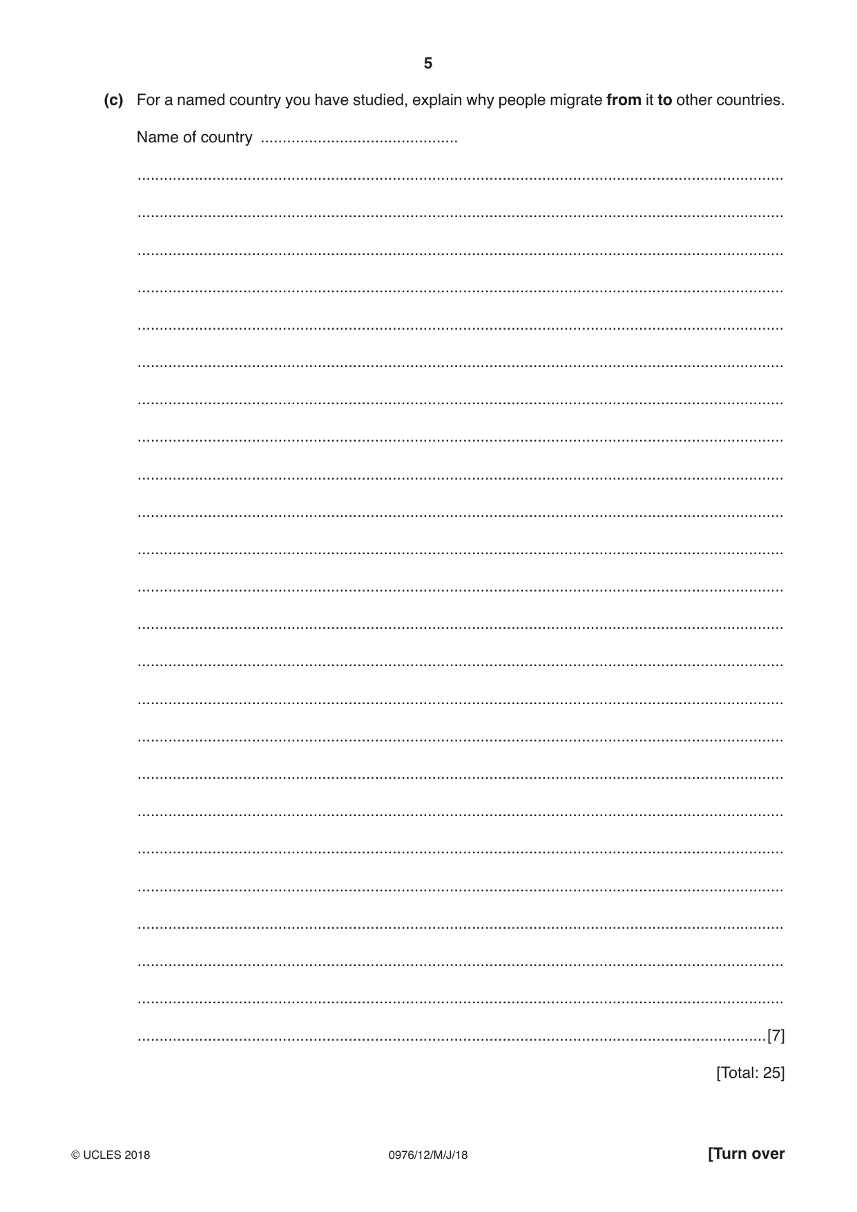 Cambridge IGCSE Geography (9-1) 0976 2018 May/June Paper 1 · Variant 2 question paper, page 5 of 32