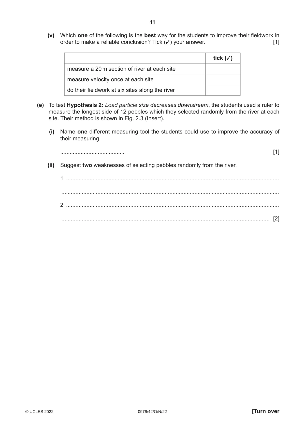 Cambridge IGCSE Geography (9-1) 0976 2022 Oct/Nov Paper 4 · Variant 2 question paper, page 11 of 16