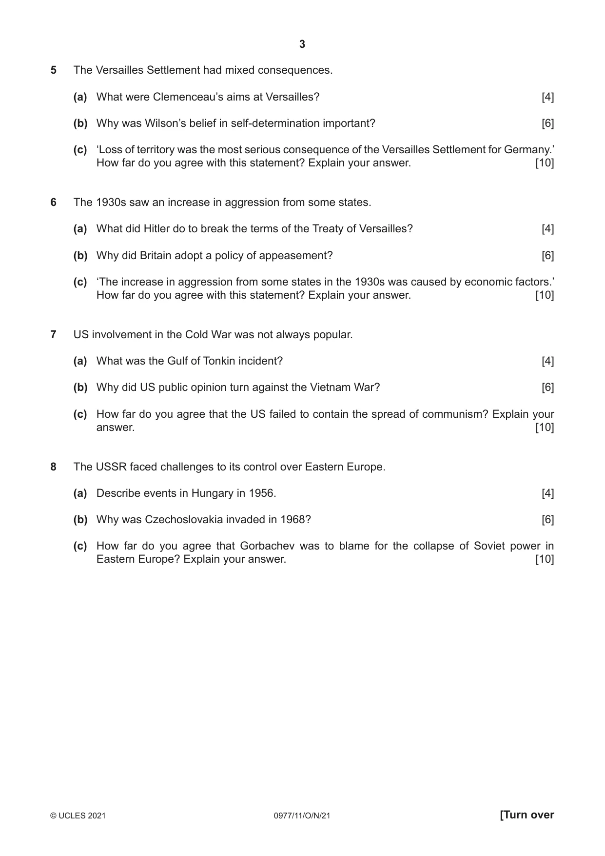 Cambridge IGCSE History (9-1) 0977 2021 Oct/Nov Paper 1 · Variant 1 question paper, page 3 of 12