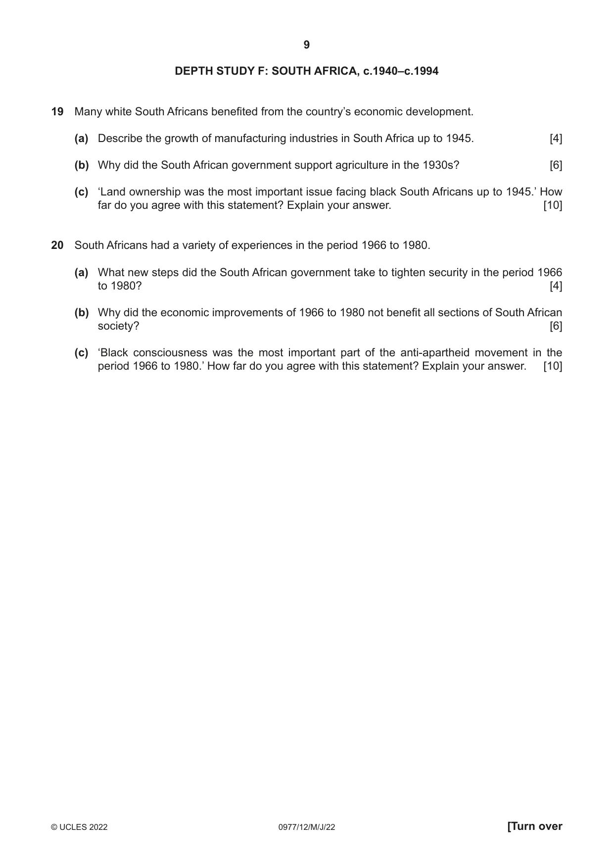 Cambridge IGCSE History (9-1) 0977 2022 May/June Paper 1 · Variant 2 question paper, page 9 of 12
