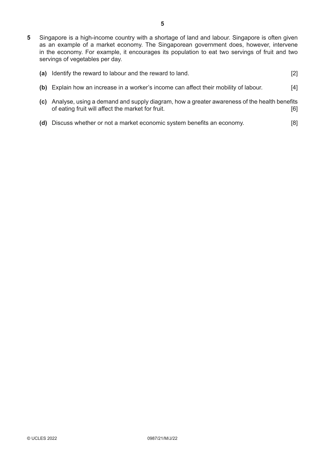 Cambridge IGCSE Economics (9-1) 0987 2022 May/June Paper 2 · Variant 1 question paper, page 5 of 8