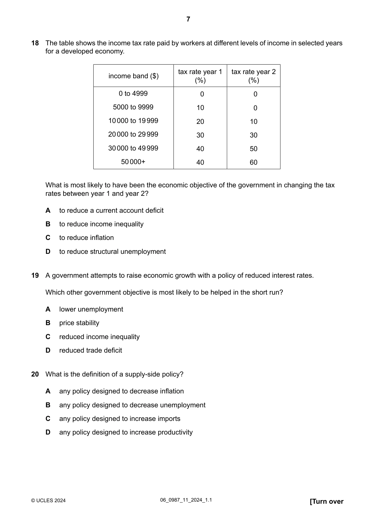 Cambridge IGCSE Economics (9-1) 0987 2024 May/June Paper 1 · Variant 1 question paper, page 7 of 12
