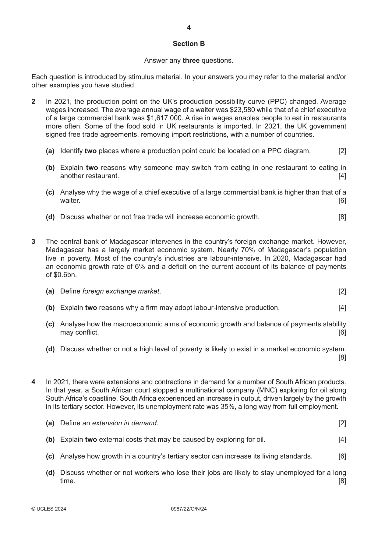 Cambridge IGCSE Economics (9-1) 0987 2024 Oct/Nov Paper 2 · Variant 2 question paper, page 4 of 8